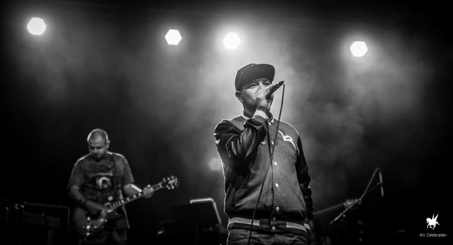 Wideo koncertowe: Eskaubei + AC Band „Zadzwoń do&nbsp;mnie”