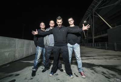 Zespołu Brown koncertami promuje&nbsp;płytę