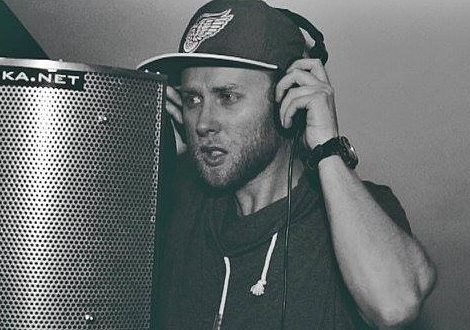 Wideo: Mroku feat. Em „Wieloświat”