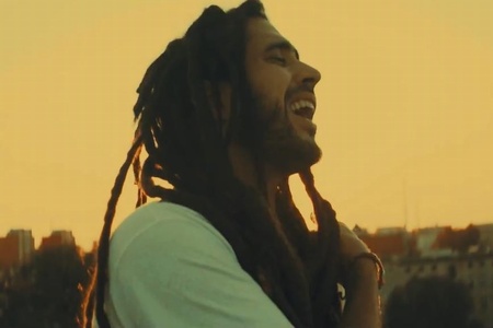 Wideo: Mesajah „Swoją&nbsp;drogą”