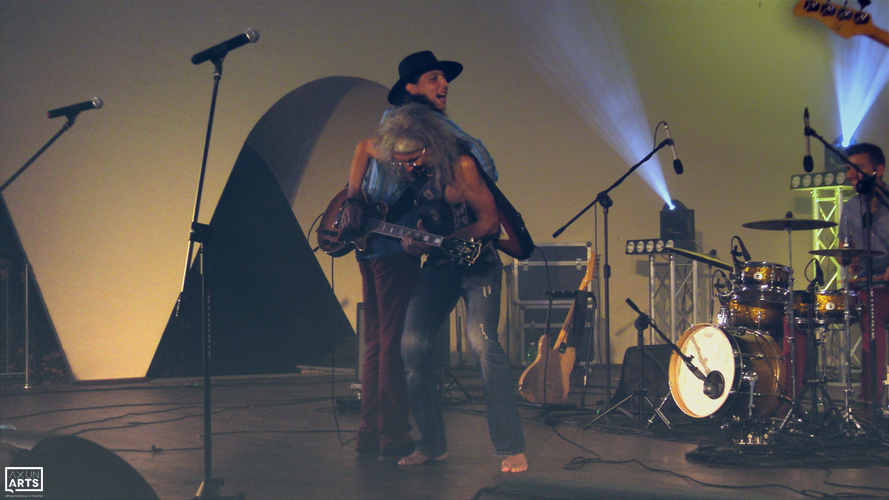 Relacja: Rozśpiewany Amfiteatr. Festiwal Był Sobie Blues przekroczył&nbsp;półmetek