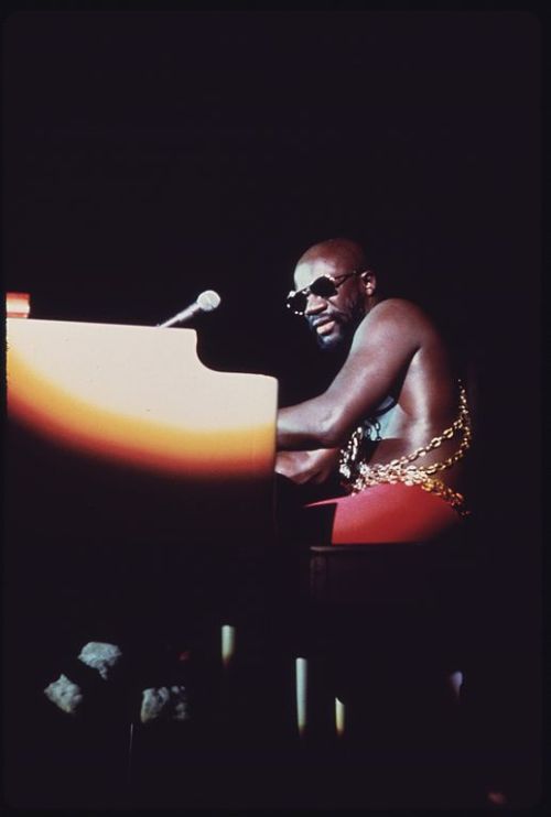 BLACK SOUL SINGER ISAAC HAYES PERFORMS AT THE INTERNATIONAL AMPHITHEATER IN CHICAGO AS PART OF THE ANNUAL PUSH 'BLACK... - NARA - 556307