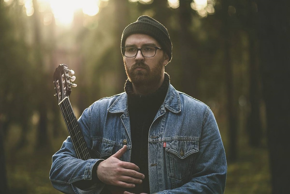 „Przeraża mnie obecna władza technologii nad człowiekiem”. Kwadrans z… Peterem J.&nbsp;Birchem