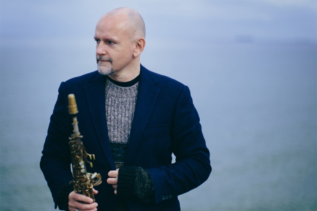 Teatr jednego muzyka. Adam Pierończyk wystąpił w&nbsp;Tarnowie