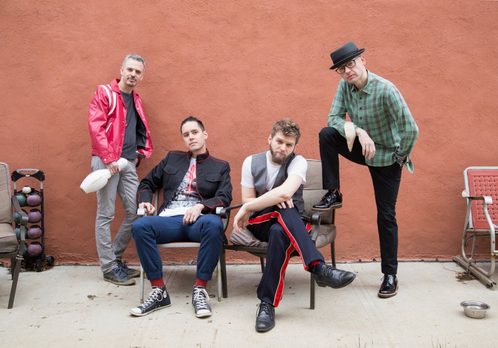 Krótka piłka #490: „Healing Modes”, „Mercury In Retrograde”, „Mama, You Can&nbsp;Bet!”