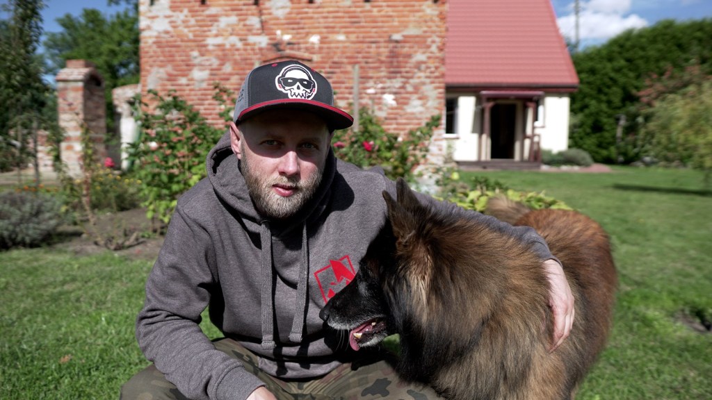 „W pewnym momencie przestało mi zależeć”. Kwadrans z…&nbsp;Mrokiem