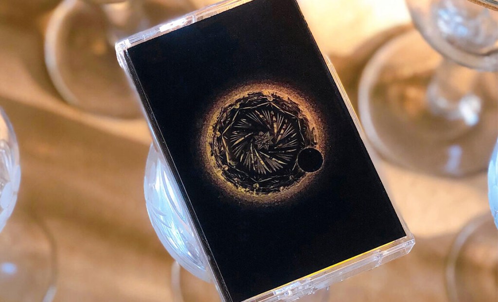 Szkło jako źródło dźwięku. W piątek premiera nowego materiału autorstwa Jędrzeja&nbsp;Siwka