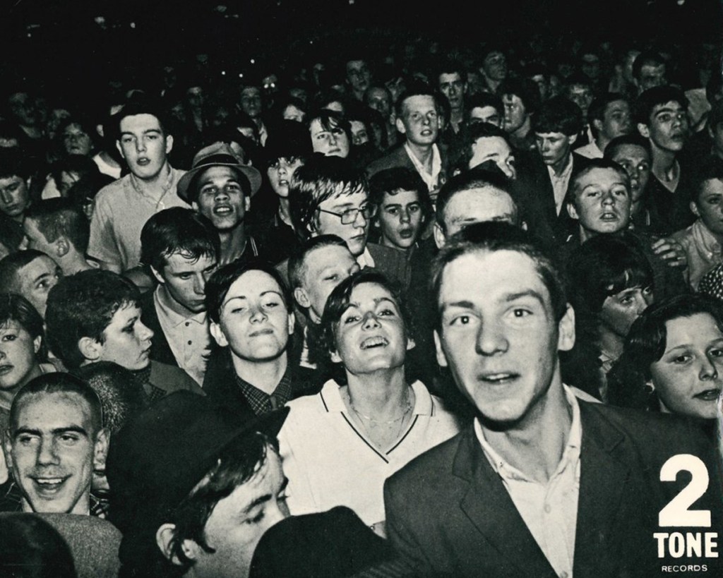 Gold Song #553: „Too Much Too&nbsp;Young”