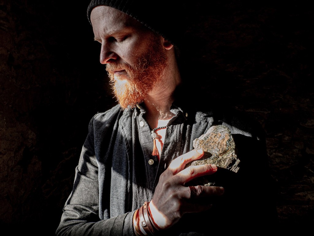 Henry No Hurry zaprezentował nowy&nbsp;singiel