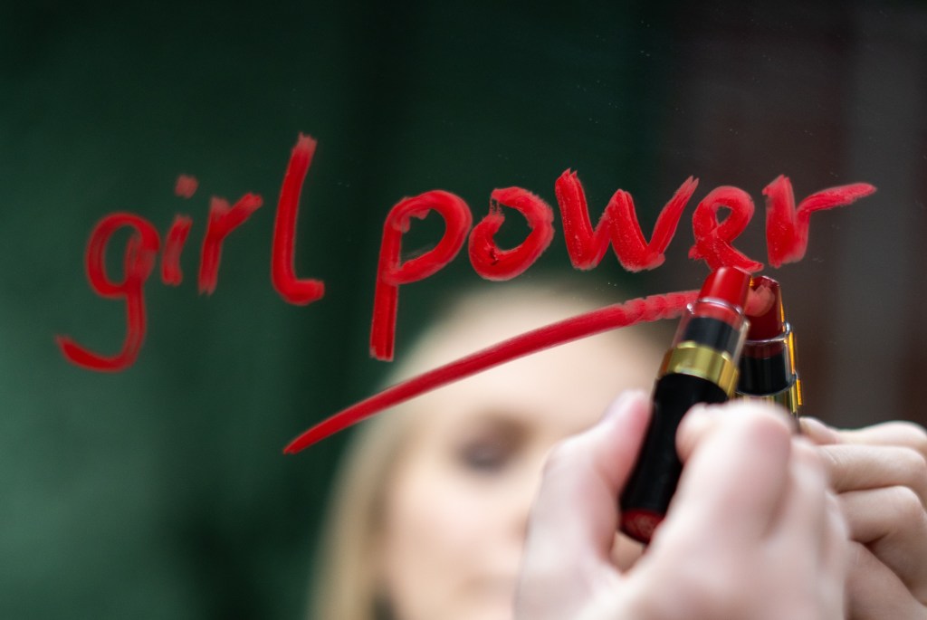 Książka jest kobietą!